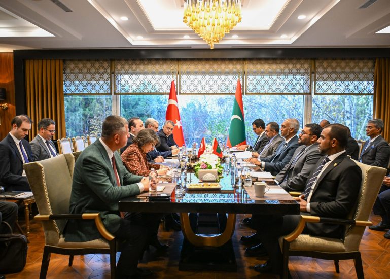 ރައީސް ޑރ މުޙައްމަދު މުޢިއްޒު ތުރުކީ އަށް ކުރެއްވެވި ދަތުރުފުޅުގެތެރެއިން. ފޮޓޯ: ރަެއީސް އޮފީސް