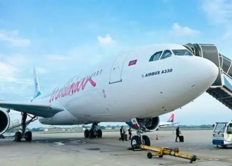 Maldivian A330