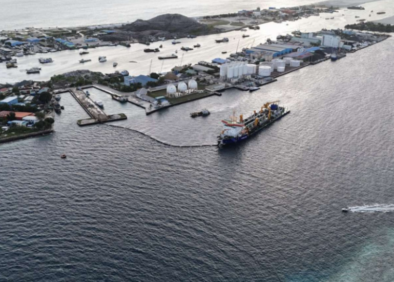 Thilafushi Port